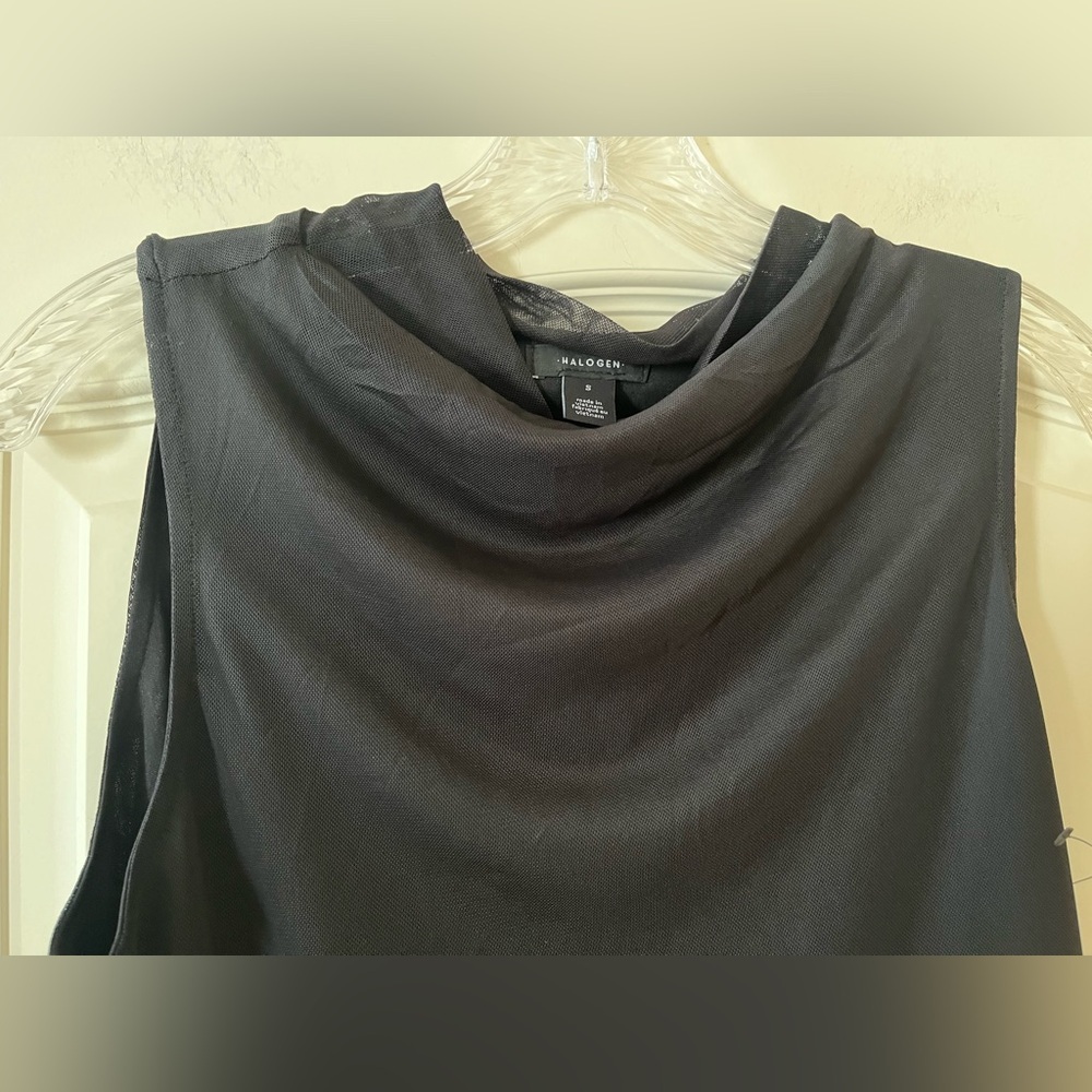 Halogen Rich Black Sleeveless Lined Drop Neckline Blouse Women’s Size Small - Picture 7 of 14